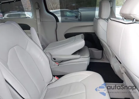 2021 Chrysler Pacifica Hybrid Limited из США, поврежденный, VIN 2C4RC1S73MR510823